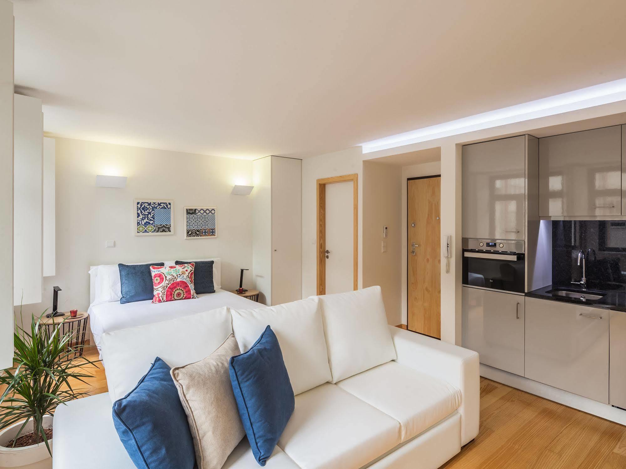 Insitu Trindade By Guestify Appartement Porto Buitenkant foto